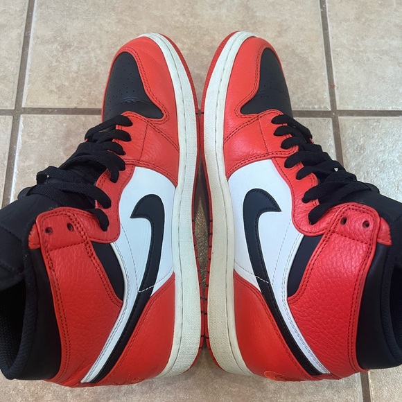 Nike Air Jordan 1 Retro Hi Rare Air Max Orange Mens Size 9 US 332550-800 CLEAN!! - Picture 5 of 8